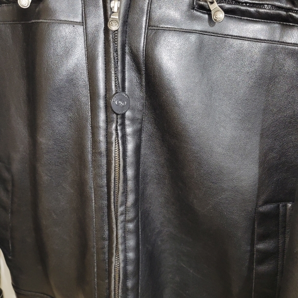 Leather Jacket - Picture 6 of 6